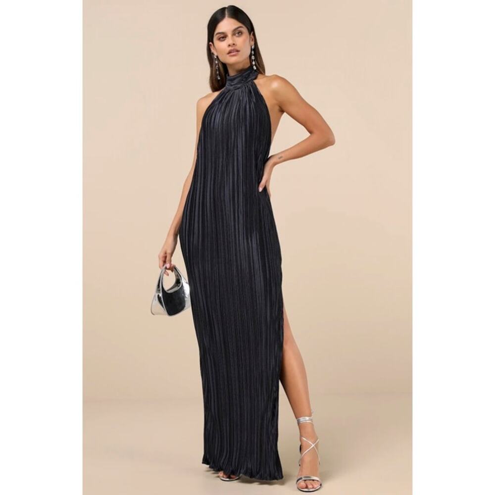 ✨ Lulus | Satin Plisse Halter Maxi Dress | Size Medium | Navy
